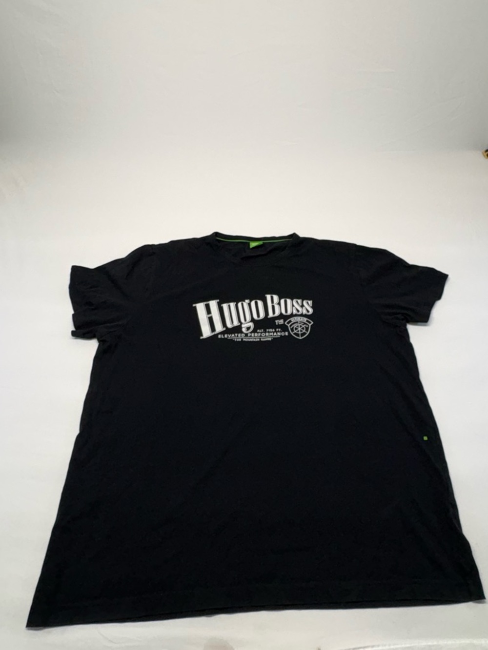 BOSS Hugo Boss "Elevated Performance" Graphic Tee - Black - Size 3XL